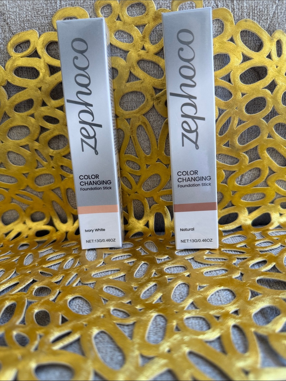 Color Changing Foundation Stick - Ivory White & Natural Shades Sealed